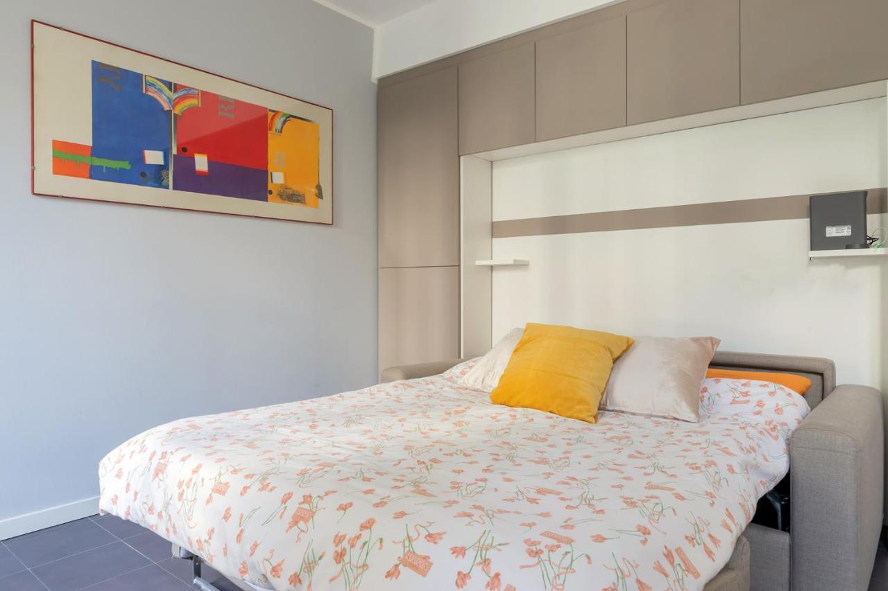20Mins From Duomo - Renovated Apt Near City Center Apartment Milan Exterior photo